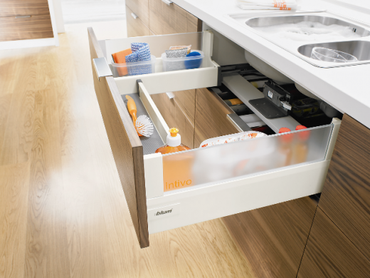 Sink-drawer-with-Orga-line-dividers-520x390
